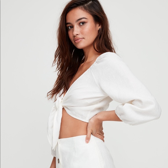 BNWT Aritzia Wilfred Venus Top (M) - Picture 2 of 7